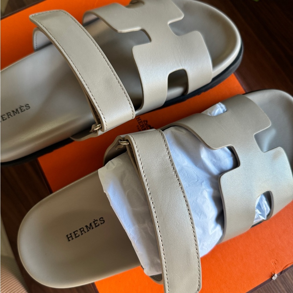 Hermès Beige Sandals